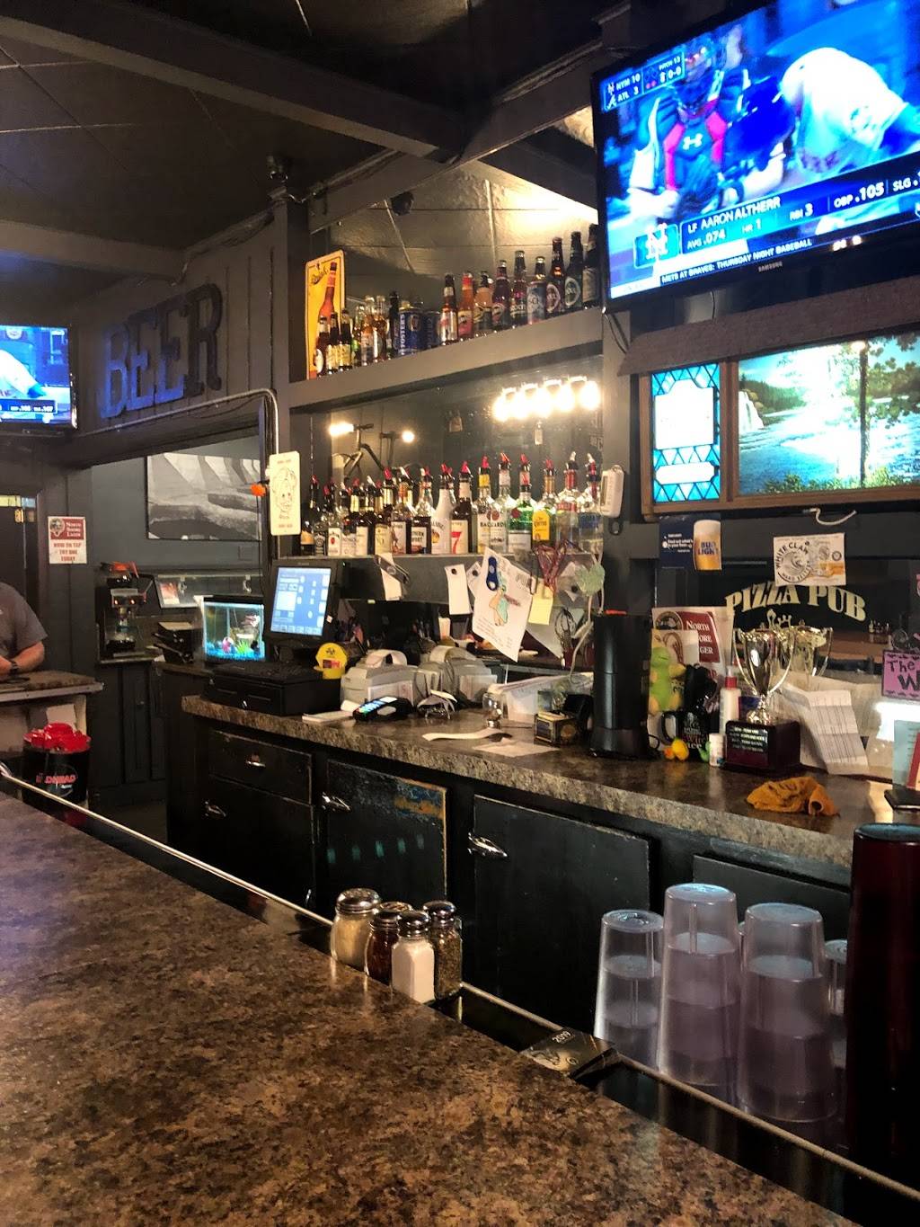 Pizza Pub | meal delivery | 1402 Lake Shore Dr E, Ashland, WI 54806, USA | 7156826641 OR +1 715-682-6641