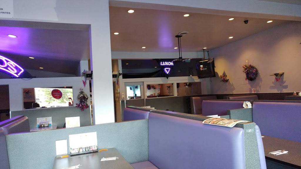 Restaurant Terrasse Dagenais | restaurant | 5575 Boulevard Dagenais O, Laval, QC H7R 1M1, Canada | 4506272441 OR +1 450-627-2441