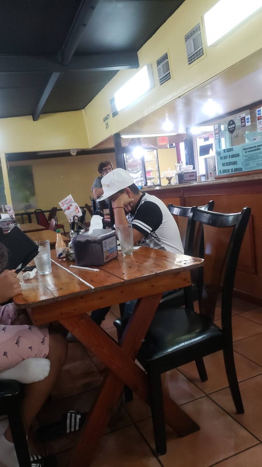 Terraza Cacahual Restaurante | restaurant | 1325 SW 70th Ave, Miami, FL 33144, USA | 3052670466 OR +1 305-267-0466