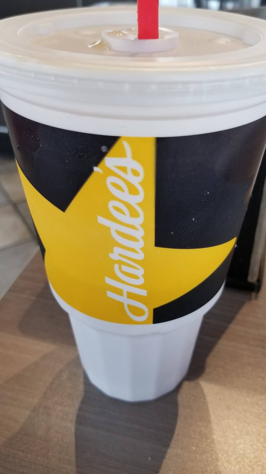 Hardees | restaurant | 1157 Shopping Center Rd, Stevensville, MD 21666, USA | 4106436155 OR +1 410-643-6155