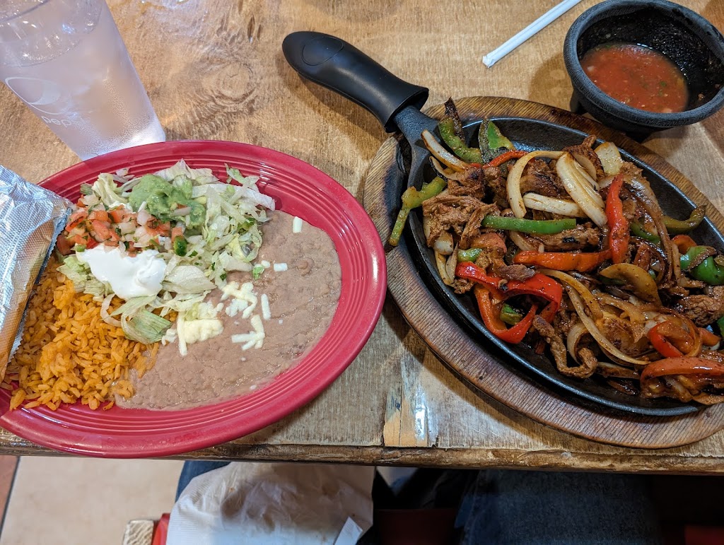 Cazadores Mexican food | restaurant | 1440 S 12th Ave W, Virginia, MN 55792, USA | 2187415119 OR +1 218-741-5119
