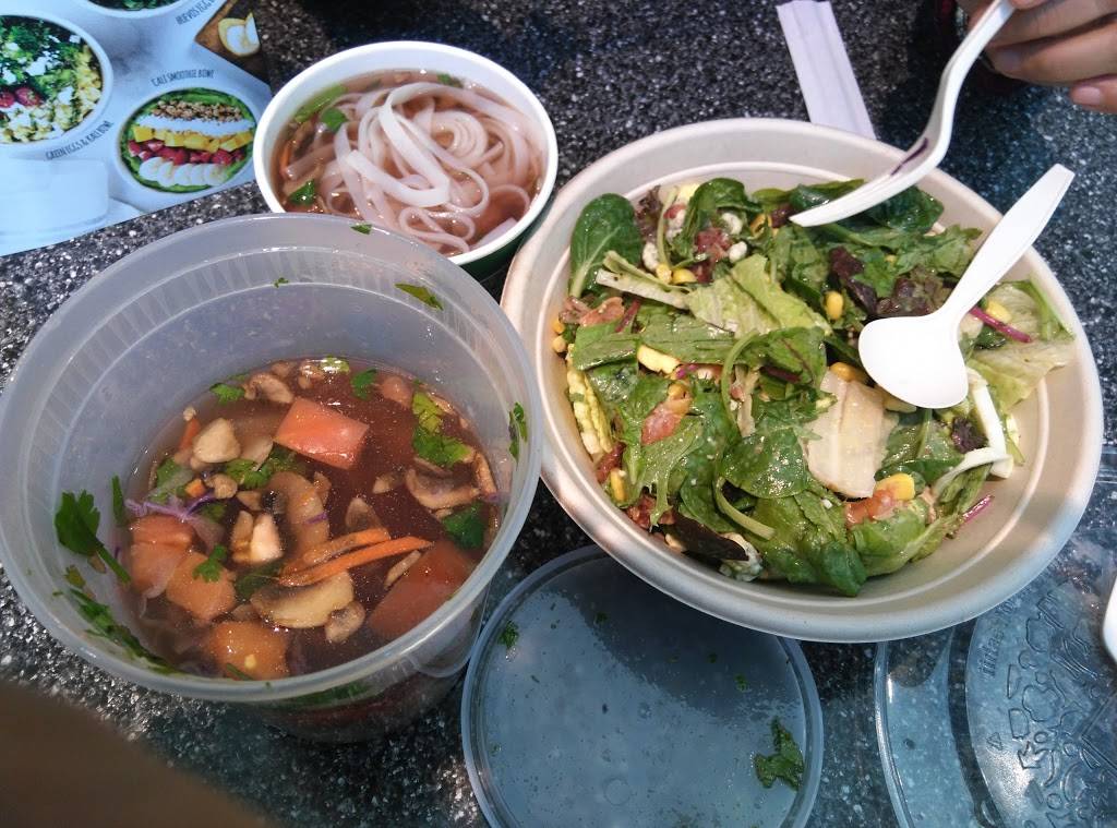 Freshii | restaurant | 85 Hanna Ave #104a, Toronto, ON M6K 3S3, Canada | 4165160100 OR +1 416-516-0100