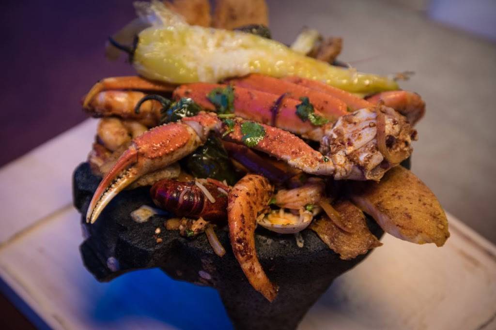 Camaron Pelao | restaurant | 7212, 1407 E Abram St, Arlington, TX 76010, USA | 6824100340 OR +1 682-410-0340