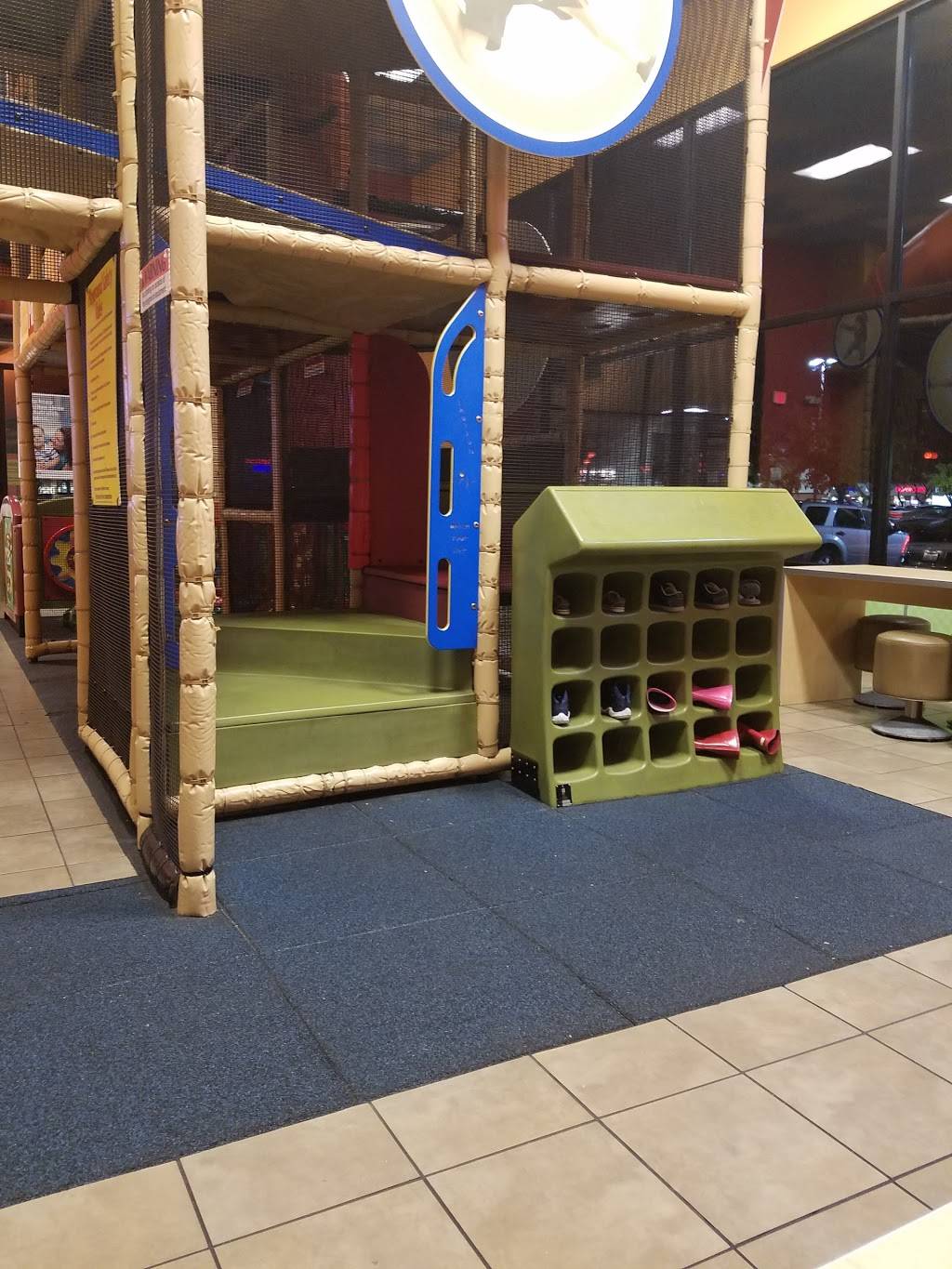 McDonalds | cafe | 7527 Laguna Blvd, Elk Grove, CA 95758, USA | 9166831535 OR +1 916-683-1535