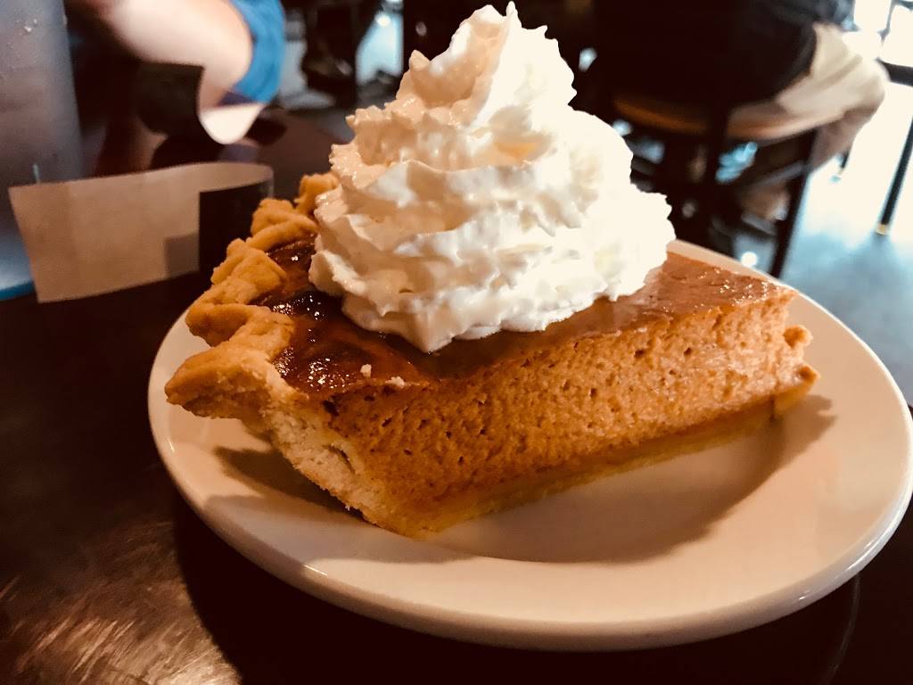 Coney McKanes American Eatery | restaurant | 104 E Prairie Ave, Decatur, IL 62523, USA | 2174751111 OR +1 217-475-1111