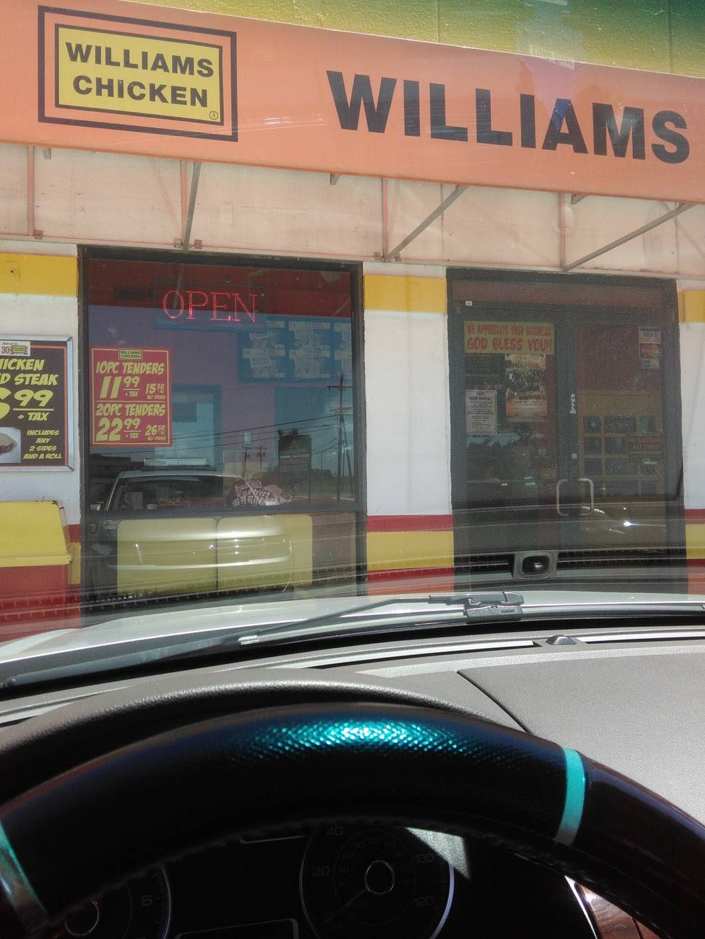 Williams Fried Chicken | restaurant | 4243 S Westmoreland Rd, Dallas, TX 75233, USA | 2143304228 OR +1 214-330-4228