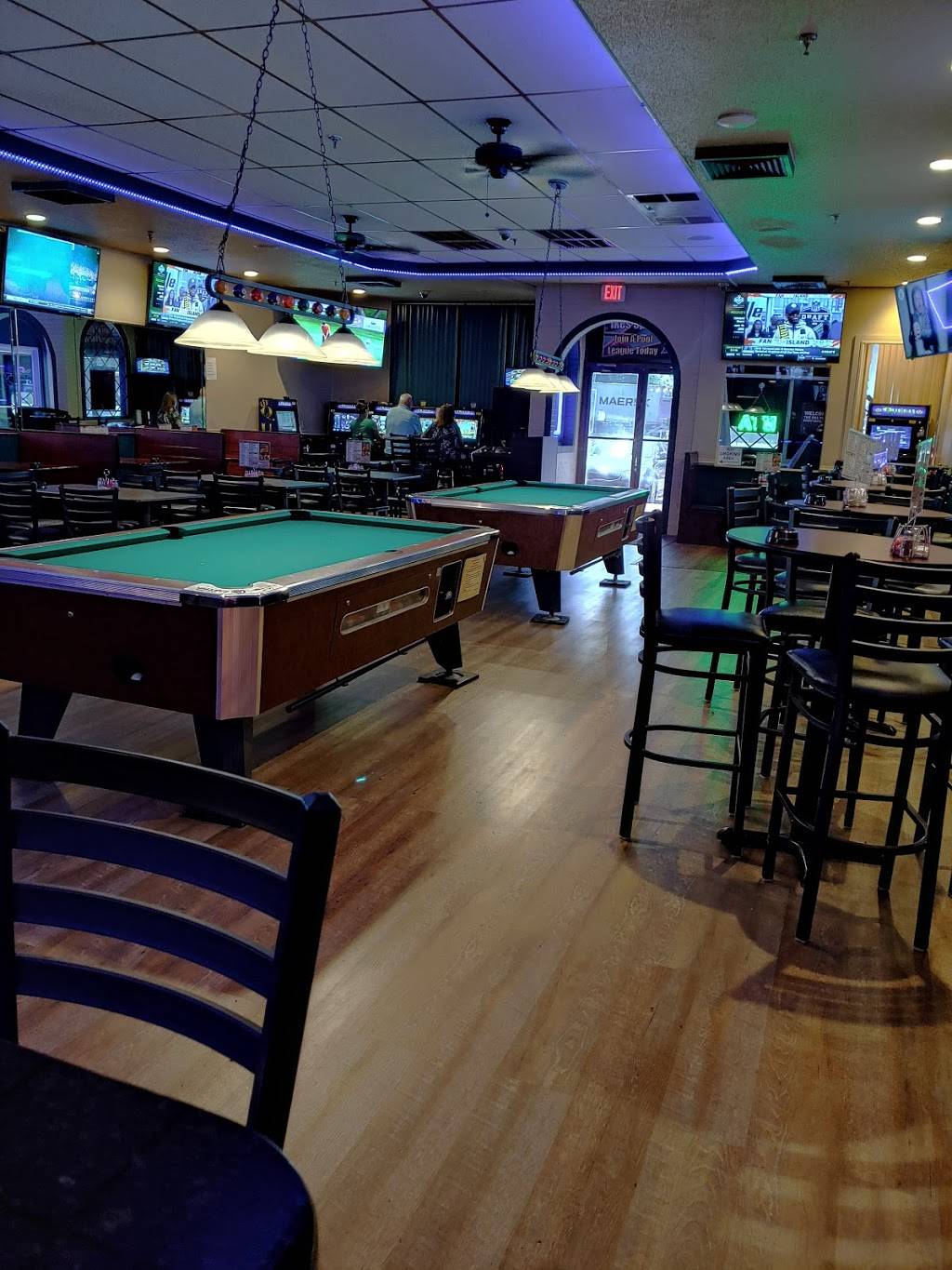 Ikes Sportz Bar & Grill | restaurant | 5760 Northampton Blvd # 120, Virginia Beach, VA 23455, USA | 7574608858 OR +1 757-460-8858