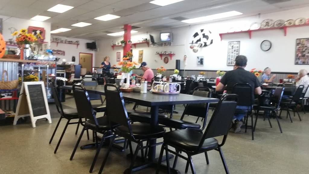 Plummer Family Restaurant | restaurant | 11758 East Doctor Martin L King Junior Bl, Seffner, FL 33584, USA | 8136614390 OR +1 813-661-4390