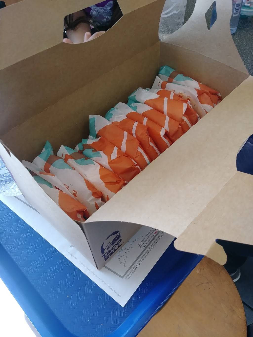 Taco Bell | restaurant | 1300 E Ontario Ave, Corona, CA 92881, USA | 9092795321 OR +1 909-279-5321