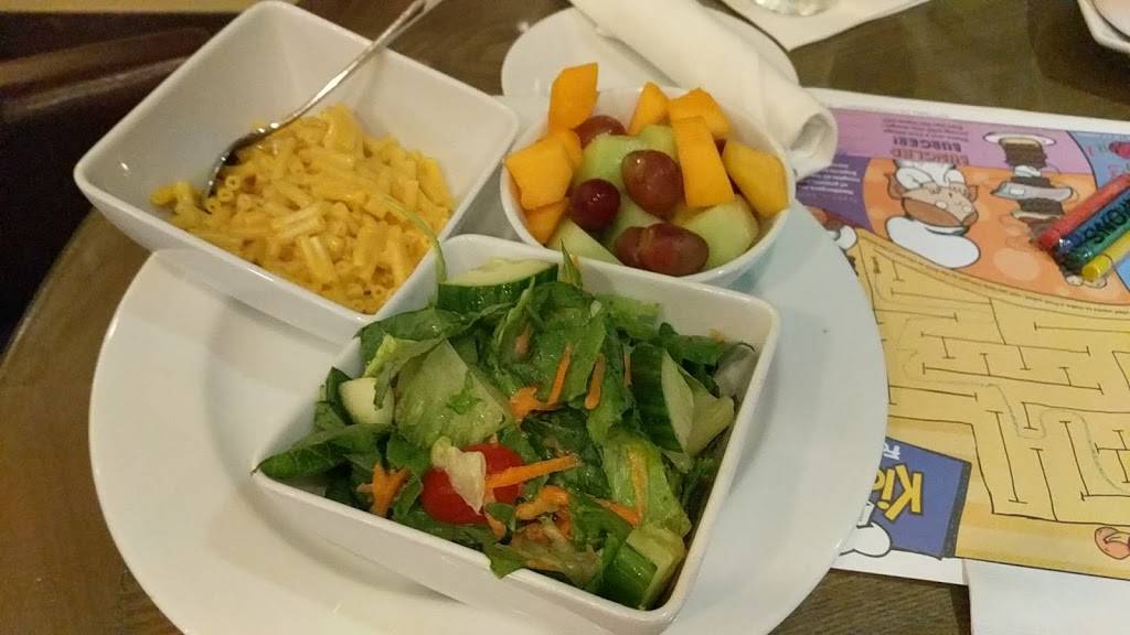 Democracy Grille | restaurant | 6711 Democracy Blvd, Bethesda, MD 20817, USA | 3018975600 OR +1 301-897-5600