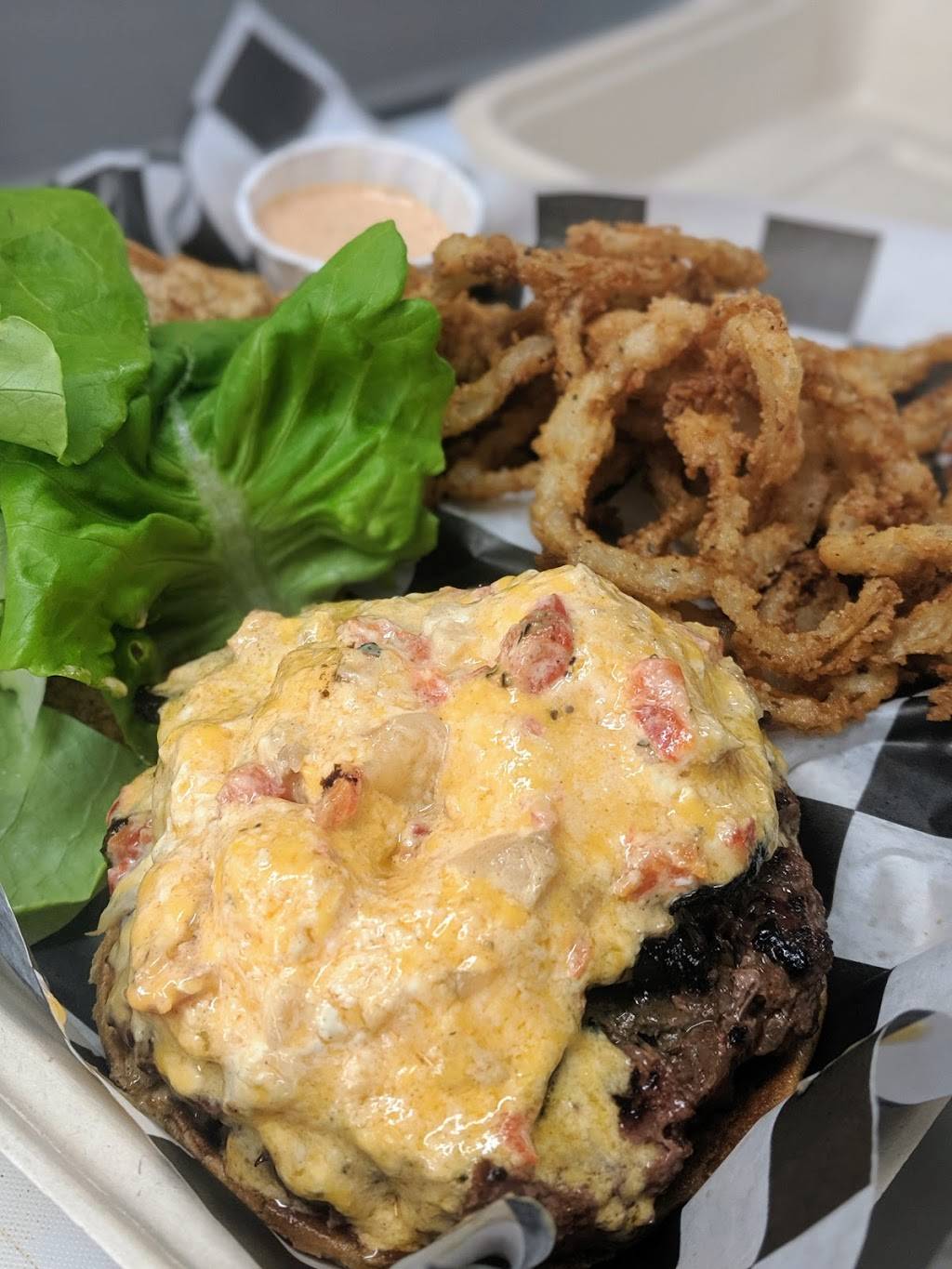 Red Wolff Kitchen | restaurant | 144 Hemlock Dr, Bakersville, NC 28705, USA | 8286889332 OR +1 828-688-9332