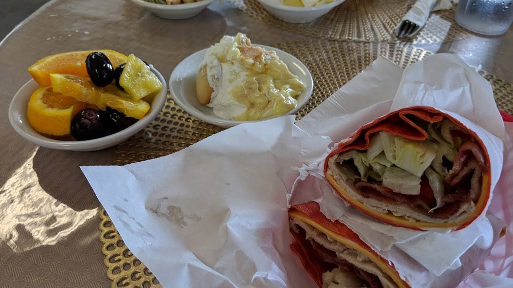 Todd and Shellys Cafe, Pub, Farm fresh Produce Market | cafe | 5625 SE Abshier Blvd, Belleview, FL 34420, USA | 3526935877 OR +1 352-693-5877