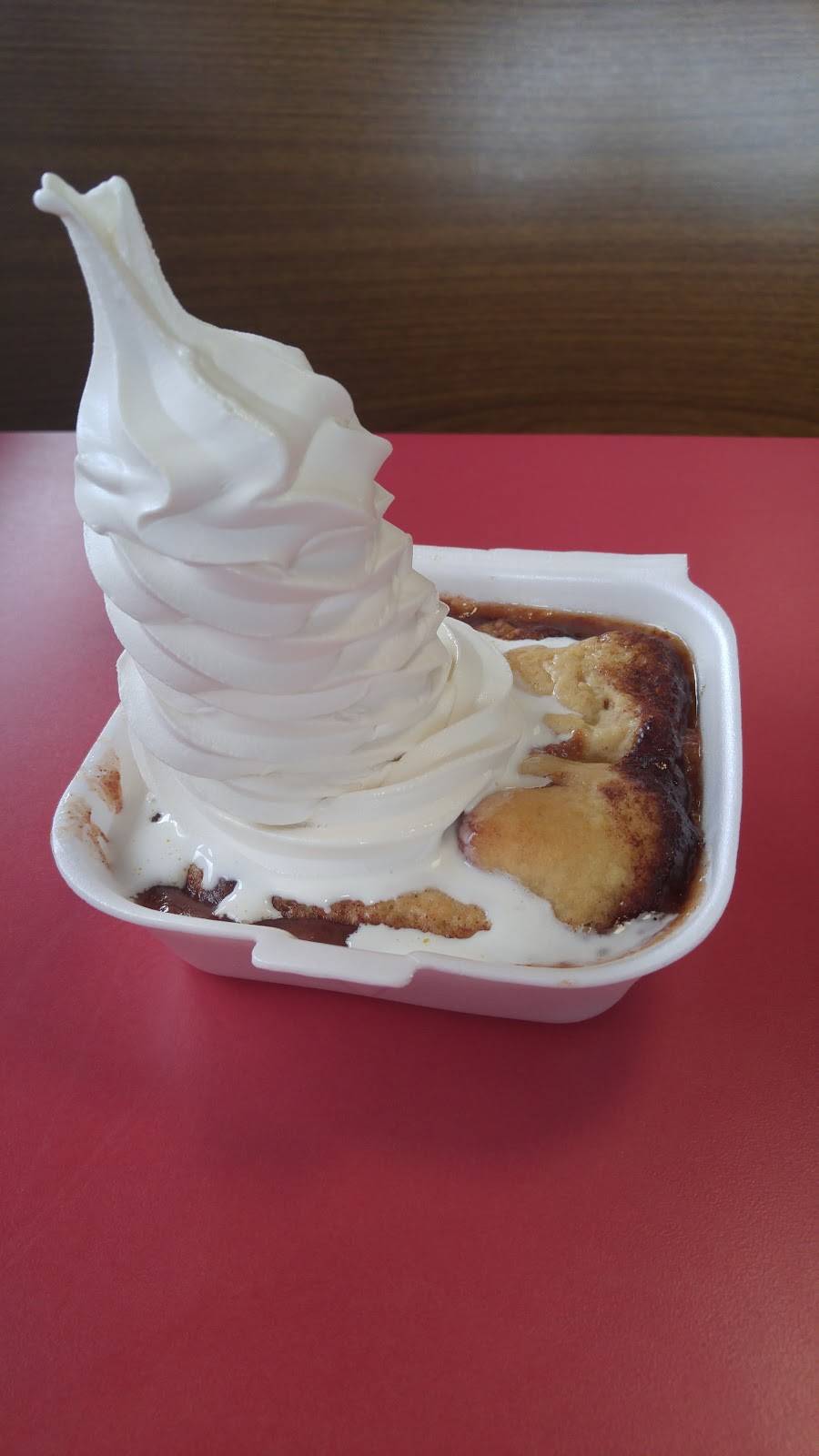 Frosty Freeze | restaurant | 864 PA-36, Brookville, PA 15825, USA | 8147157234 OR +1 814-715-7234