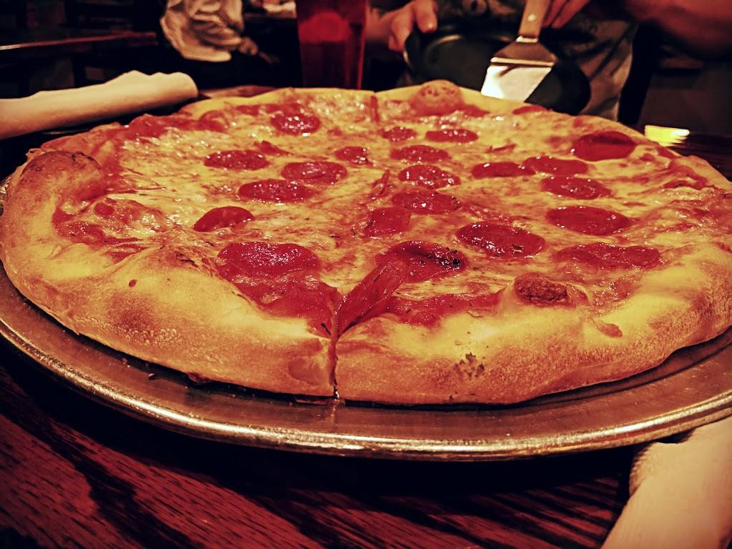 Pizza Villa & Restaurant | restaurant | 13122 Spring Hill Dr, Spring Hill, FL 34609, USA | 3526840184 OR +1 352-684-0184