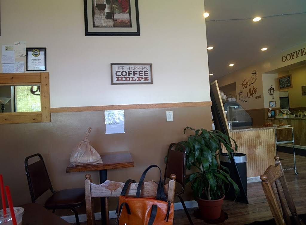 Two Chefs Catering & Coffee House | restaurant | 2405 Brodhead Rd, Aliquippa, PA 15001, USA | 7242030284 OR +1 724-203-0284