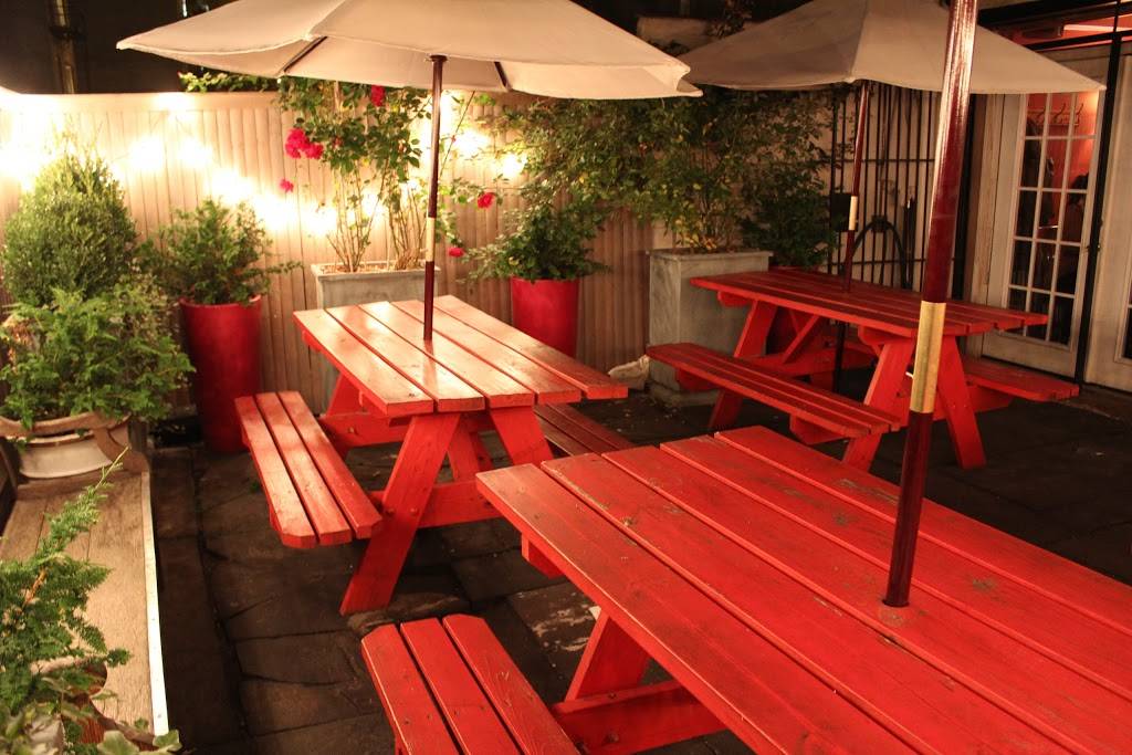 two8two Bar & Burger | restaurant | 282 Atlantic Ave, Brooklyn, NY 11201, USA | 7185962282 OR +1 718-596-2282