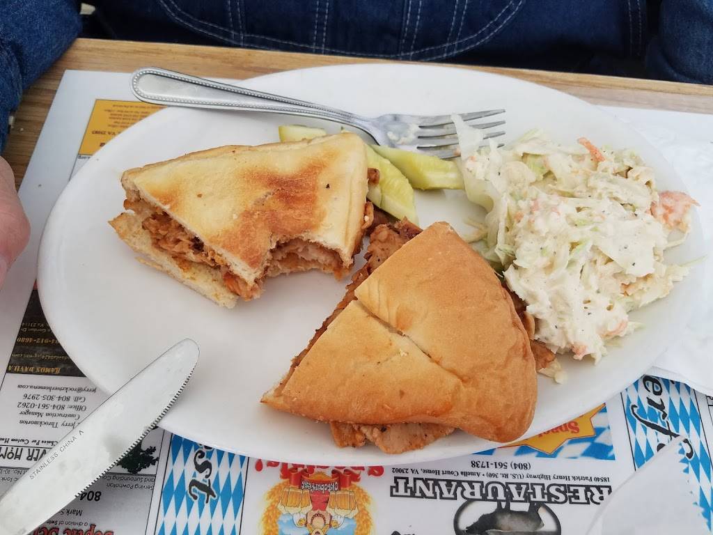 Black Forest Haus | restaurant | 18540 Patrick Henry Hwy, Amelia Court House, VA 23002, USA | 8045611738 OR +1 804-561-1738