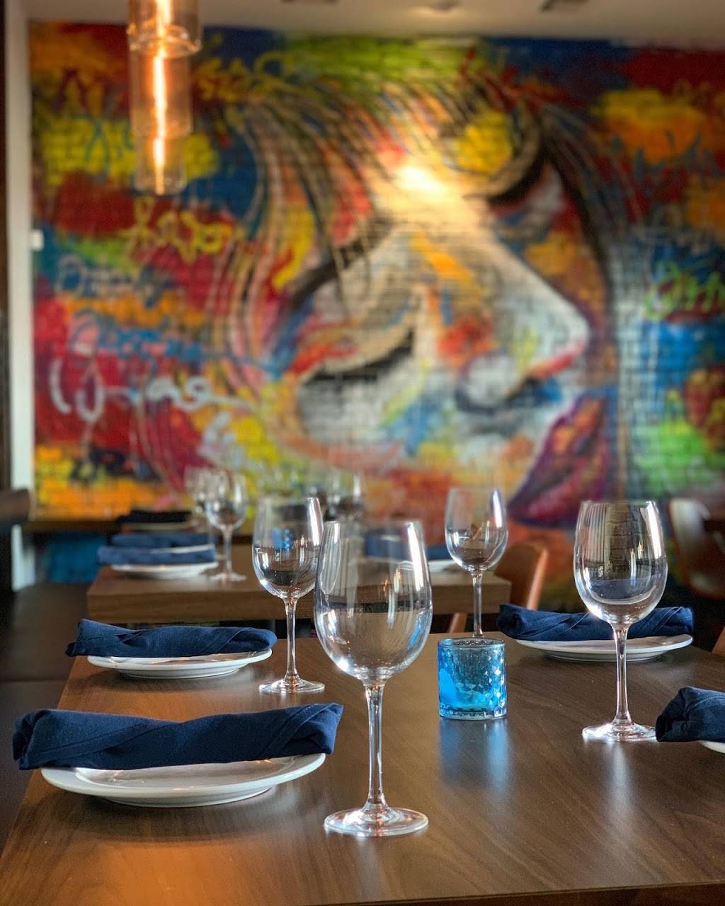 Olive + Twist Bar and Kitchen | restaurant | 2712 Richmond Ave, Houston, TX 77098, USA | 7133937337 OR +1 713-393-7337