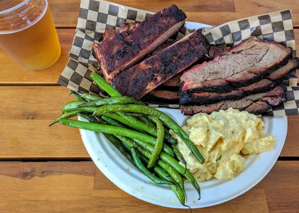 Smokin Woods BBQ Cafe | restaurant | 4307 Telegraph Ave, Oakland, CA 94609, USA | 5104238634 OR +1 510-423-8634