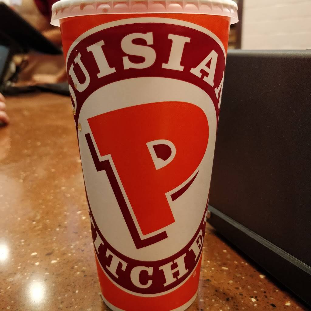 Popeyes Louisiana Kitchen | restaurant | 55 Parsonage Rd, Edison, NJ 08837, USA | 9082270391 OR +1 908-227-0391