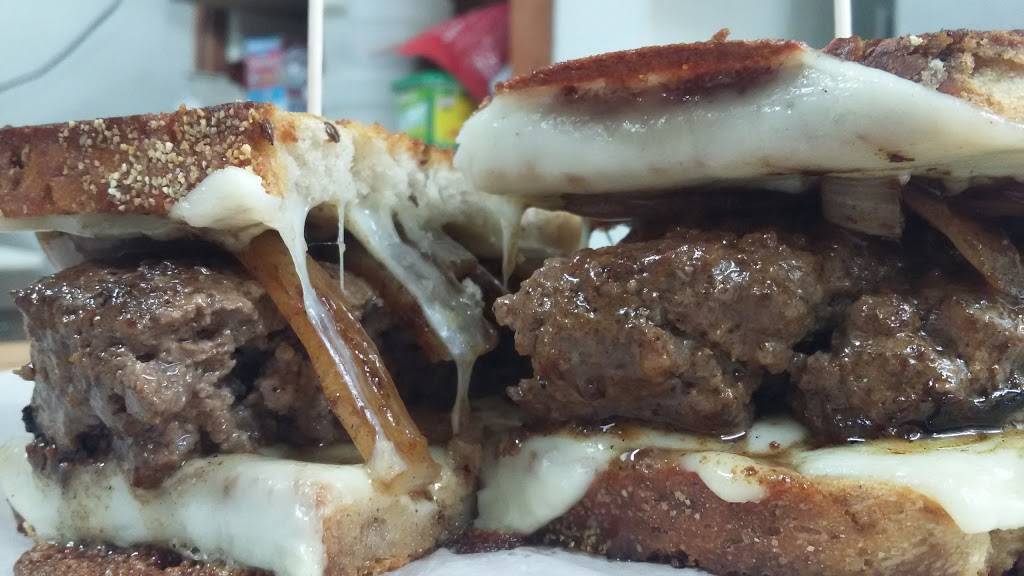 Stockmans Tavern | restaurant | 9870 Transit Rd, Swormville, NY 14051, USA | 7166889896 OR +1 716-688-9896