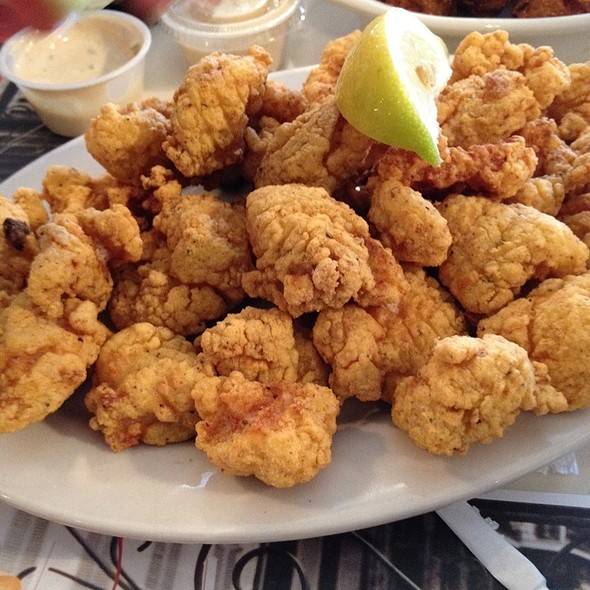 Frillys | restaurant | 401 N, US-287, Decatur, TX 76234, USA | 9406271701 OR +1 940-627-1701