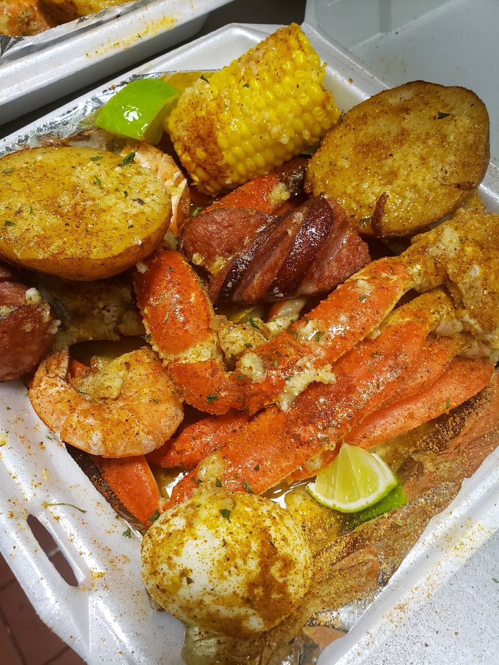 Chefpats | restaurant | 2876 North State Road-7, Lauderdale Lakes, FL 33313, USA | 9549081313 OR +1 954-908-1313