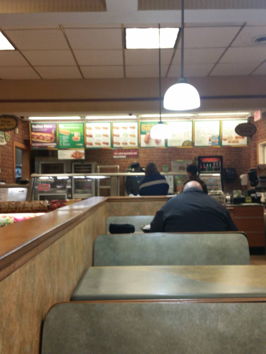 Subway | restaurant | 2813 N Sherman Ave, Madison, WI 53704, USA | 6082417827 OR +1 608-241-7827