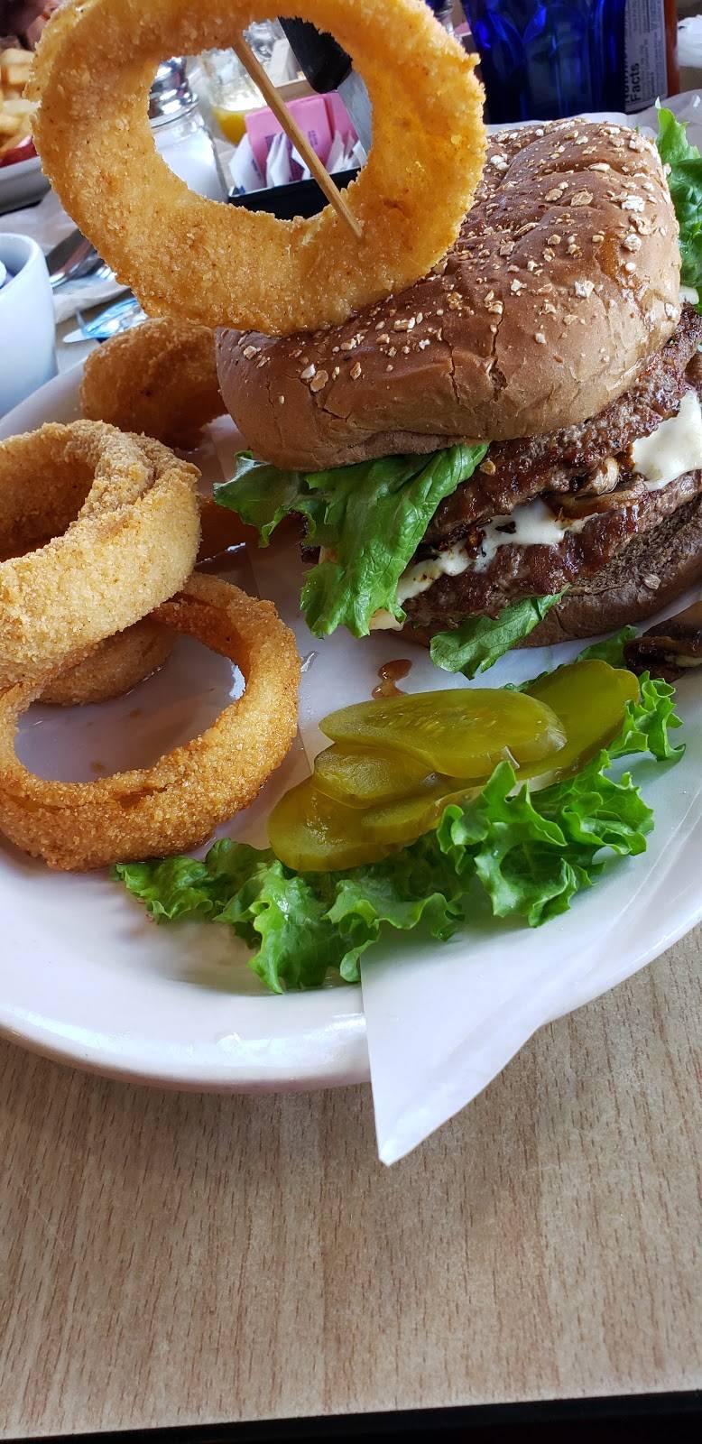 Leos Country Kitchen | restaurant | 1A, 11201 Sierra Ave, Fontana, CA 92337, USA | 9093508994 OR +1 909-350-8994