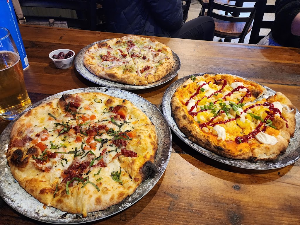 Smokin Oak Wood-Fired Pizza and Taproom | restaurant | 3225 I-70BL, Clifton, CO 81520, USA | 9703149540 OR +1 970-314-9540