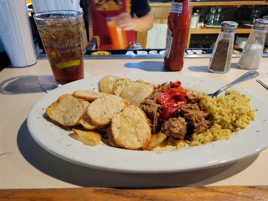 Knuckle Heads Bar & Grill | restaurant | 85 MacArthur Dr, New Bedford, MA 02740, USA | 5089840008 OR +1 508-984-0008