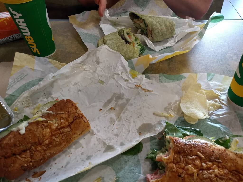 Subway Restaurants | restaurant | 1113 A, Perry Hill Rd, Montgomery, AL 36109, USA | 3343569651 OR +1 334-356-9651