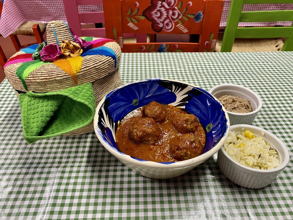 Las Piñatas Mexican Restaurant | restaurant | 9802 McPherson Rd UNIT 117, Laredo, TX 78045, USA | 9566020183 OR +1 956-602-0183