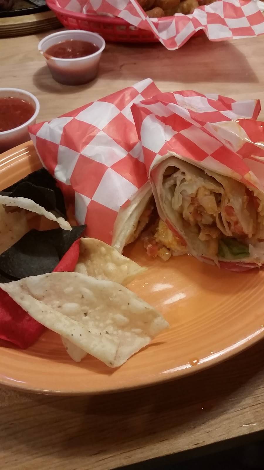 Minerva Classic 57 | restaurant | 317 E Lincolnway, Minerva, OH 44657, USA | 3308683684 OR +1 330-868-3684