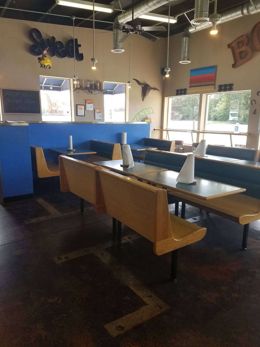 Burrito Grill | restaurant | 215 W Veterans Memorial Hwy, Blanchard, OK 73010, USA | 4054853020 OR +1 405-485-3020