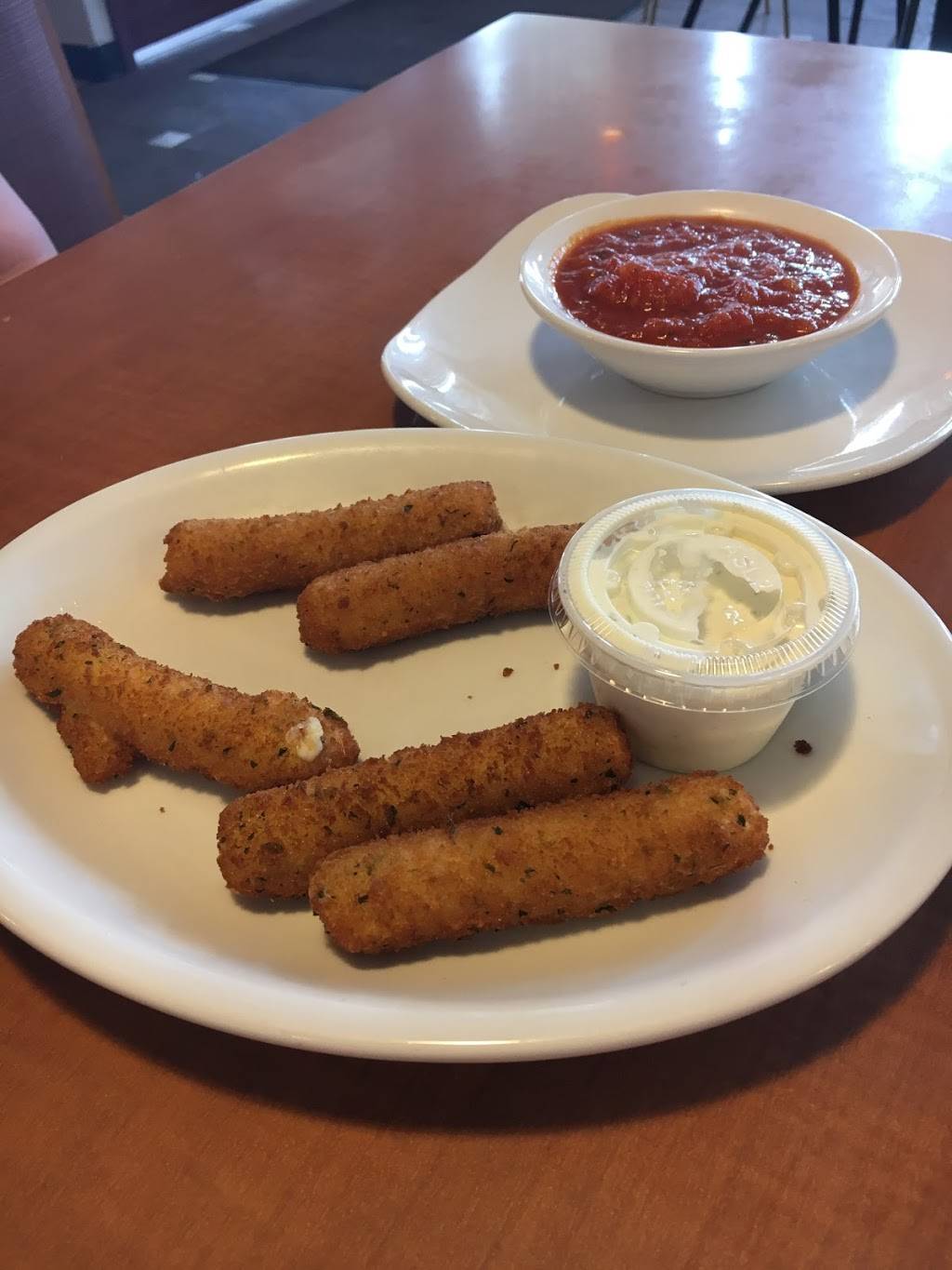 2 Roses LLC | restaurant | 24059 Orchard Lake Rd, Farmington, MI 48336, USA | 2484787779 OR +1 248-478-7779