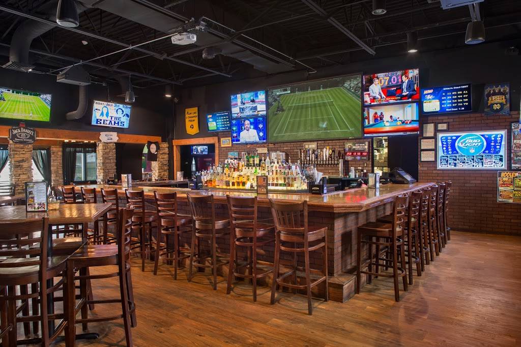 Hooley House Sports Pub & Grille | restaurant | 10310 Cascade Crossing, Brooklyn, OH 44144, USA | 2163627700 OR +1 216-362-7700