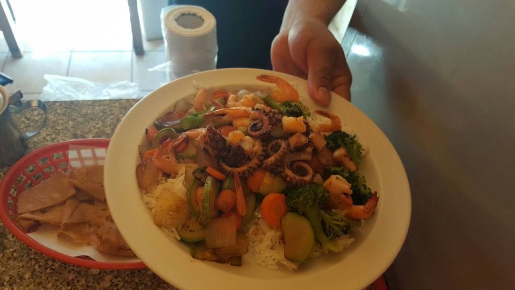 Restaurant Anthony | restaurant | Paseo del Bosque 25227 Int 20, Villa Residencial del Bosque, 22204 Tijuana, B.C., Mexico | 016643683891 OR +52 664 368 3891