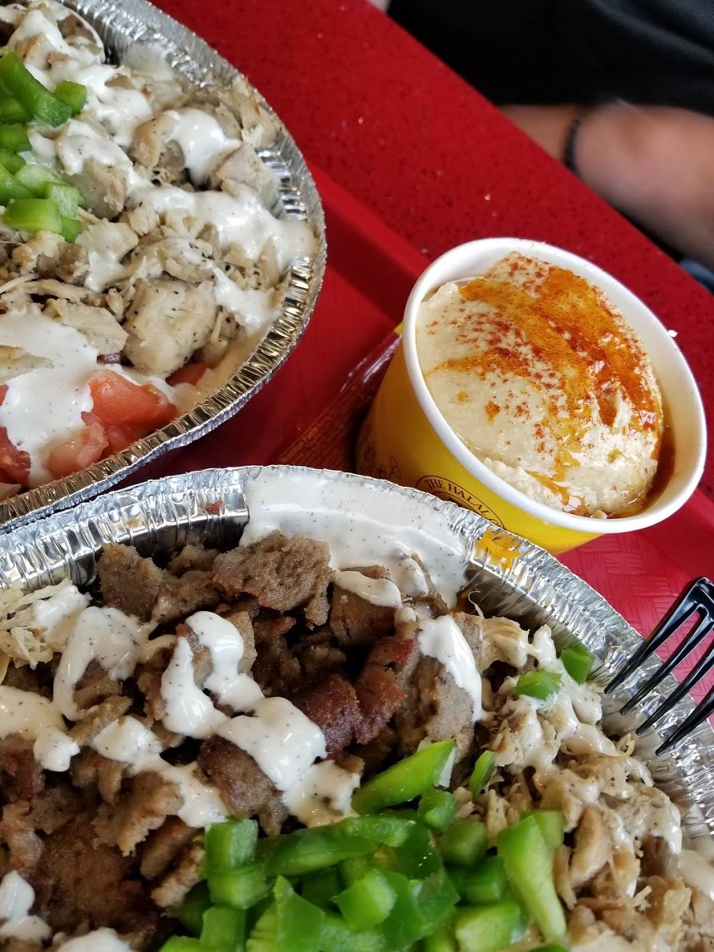 The Halal Guys | restaurant | 5621 South La Grange Road, Countryside, IL 60525, USA | 7086394184 OR +1 708-639-4184
