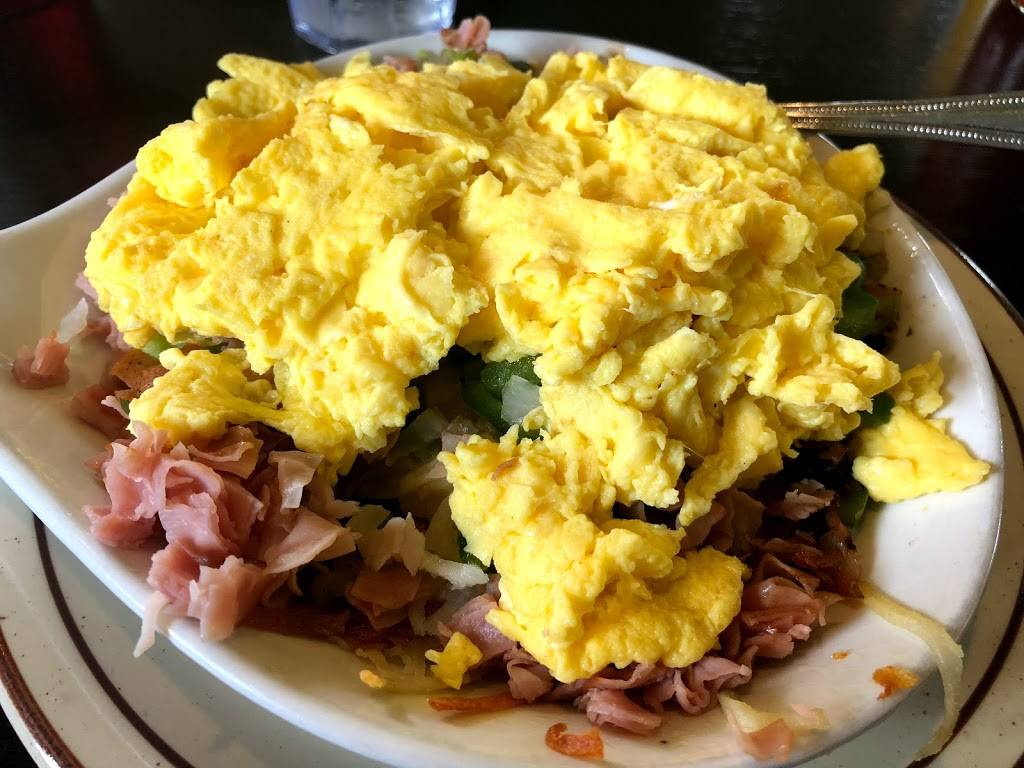 Dearborn Cafe | restaurant | 220 Indian Springs Dr, Sandwich, IL 60548, USA | 8157866185 OR +1 815-786-6185