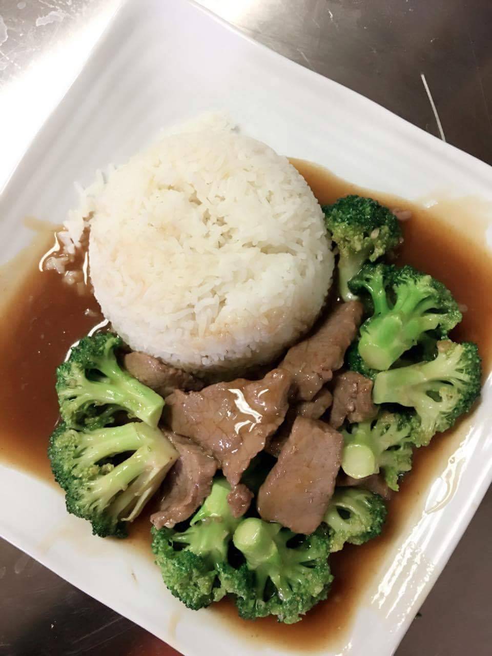 Chili & Lemon Thai Cuisine | restaurant | 701 S Atlantic Blvd, East Los Angeles, CA 90022, USA | 3233544639 OR +1 323-354-4639