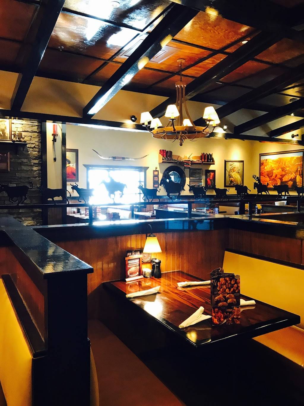 LongHorn Steakhouse | meal takeaway | 1440 Almonesson Rd, Deptford Township, NJ 08096, USA | 8562516991 OR +1 856-251-6991