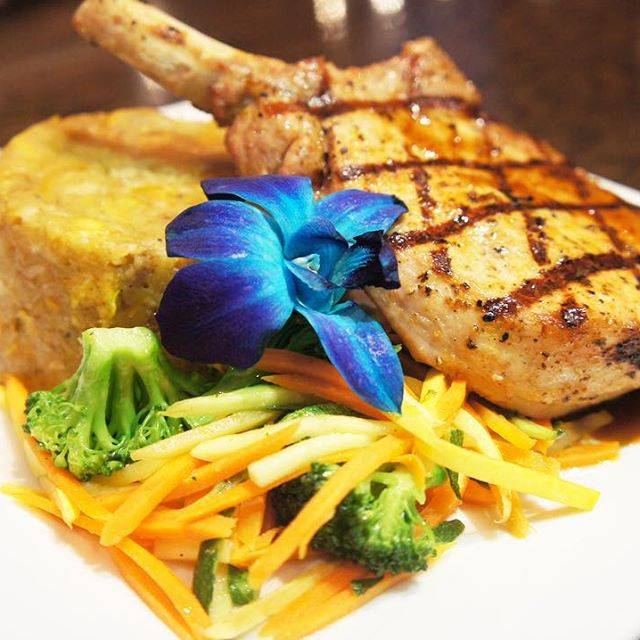 Nebula Bar & Kitchen | restaurant | 141 Nagle Ave, New York, NY 10040, USA | 6466697533 OR +1 646-669-7533