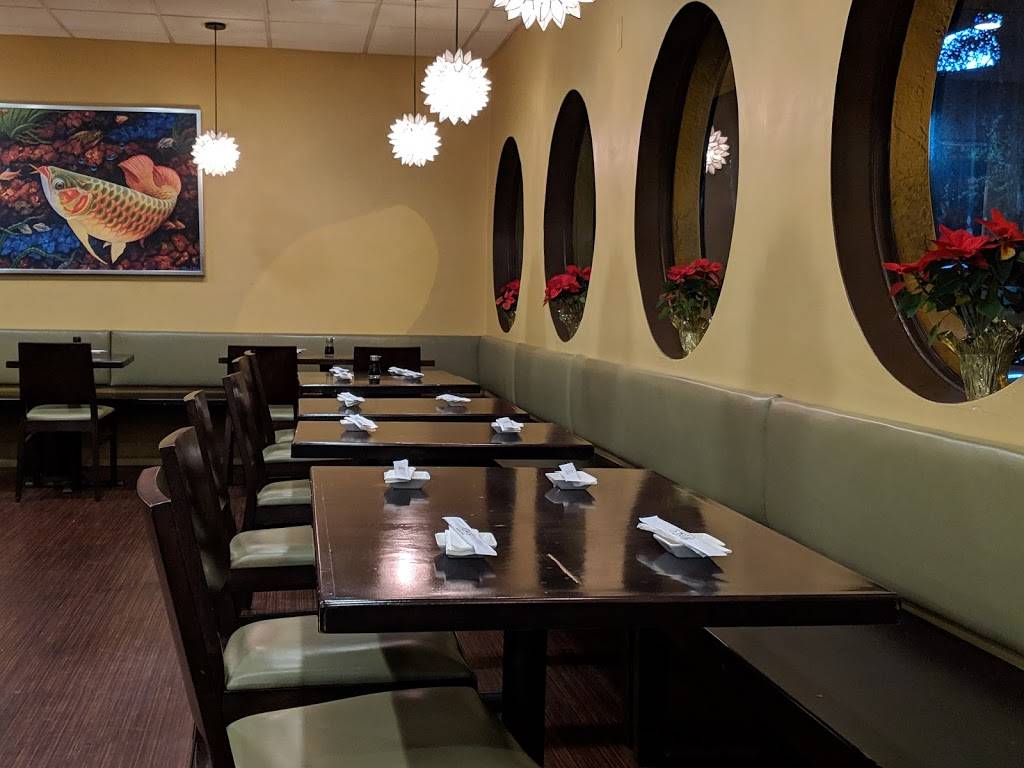 Hooks on 4th | restaurant | 7900 4th St N, St. Petersburg, FL 33702, USA | 7275774665 OR +1 727-577-4665