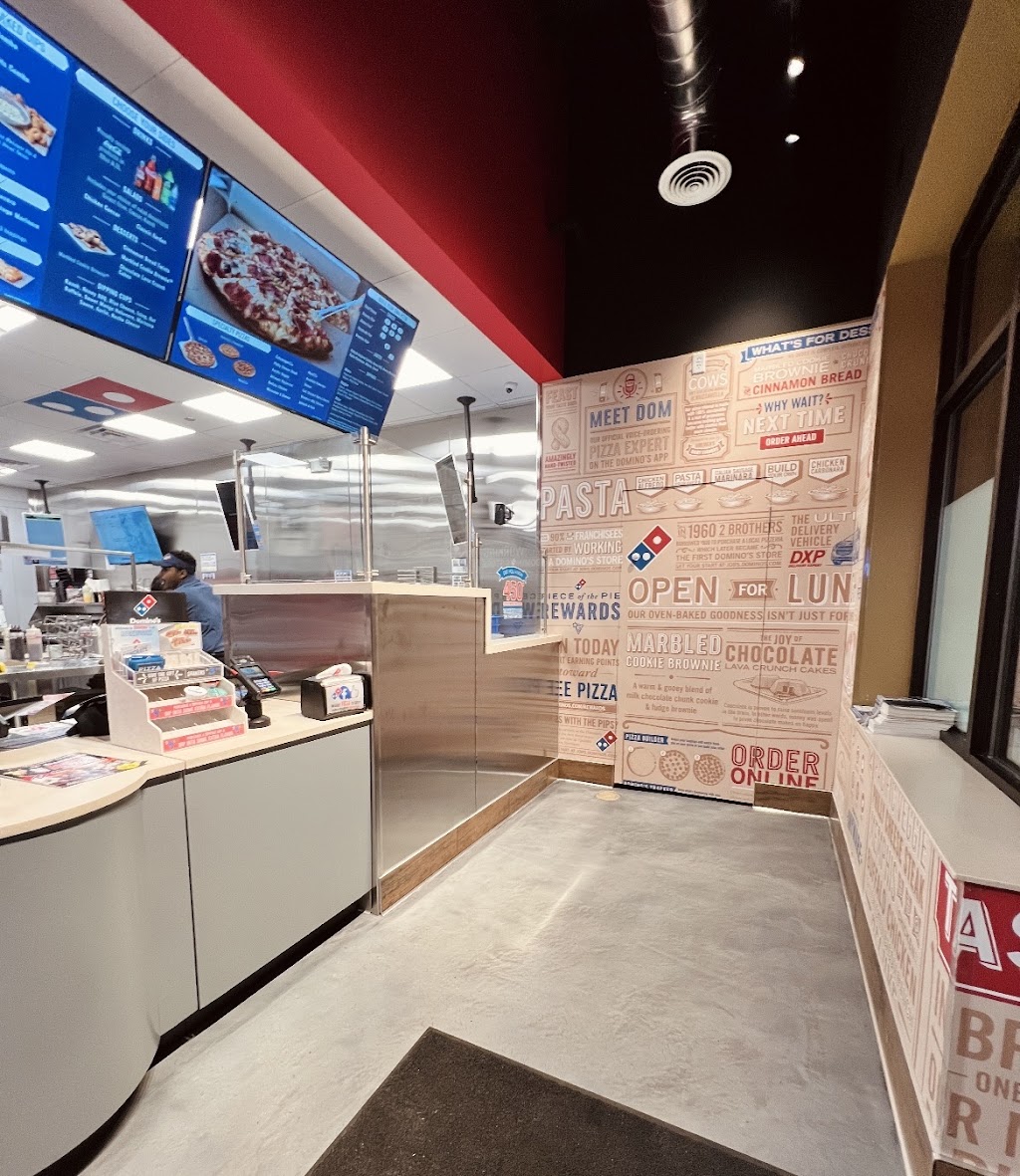 Dominos Pizza | meal delivery | 13850 Brainard Ave Bldg B ; Unit A, Burnham, IL 60633, USA | 8722211399 OR +1 872-221-1399