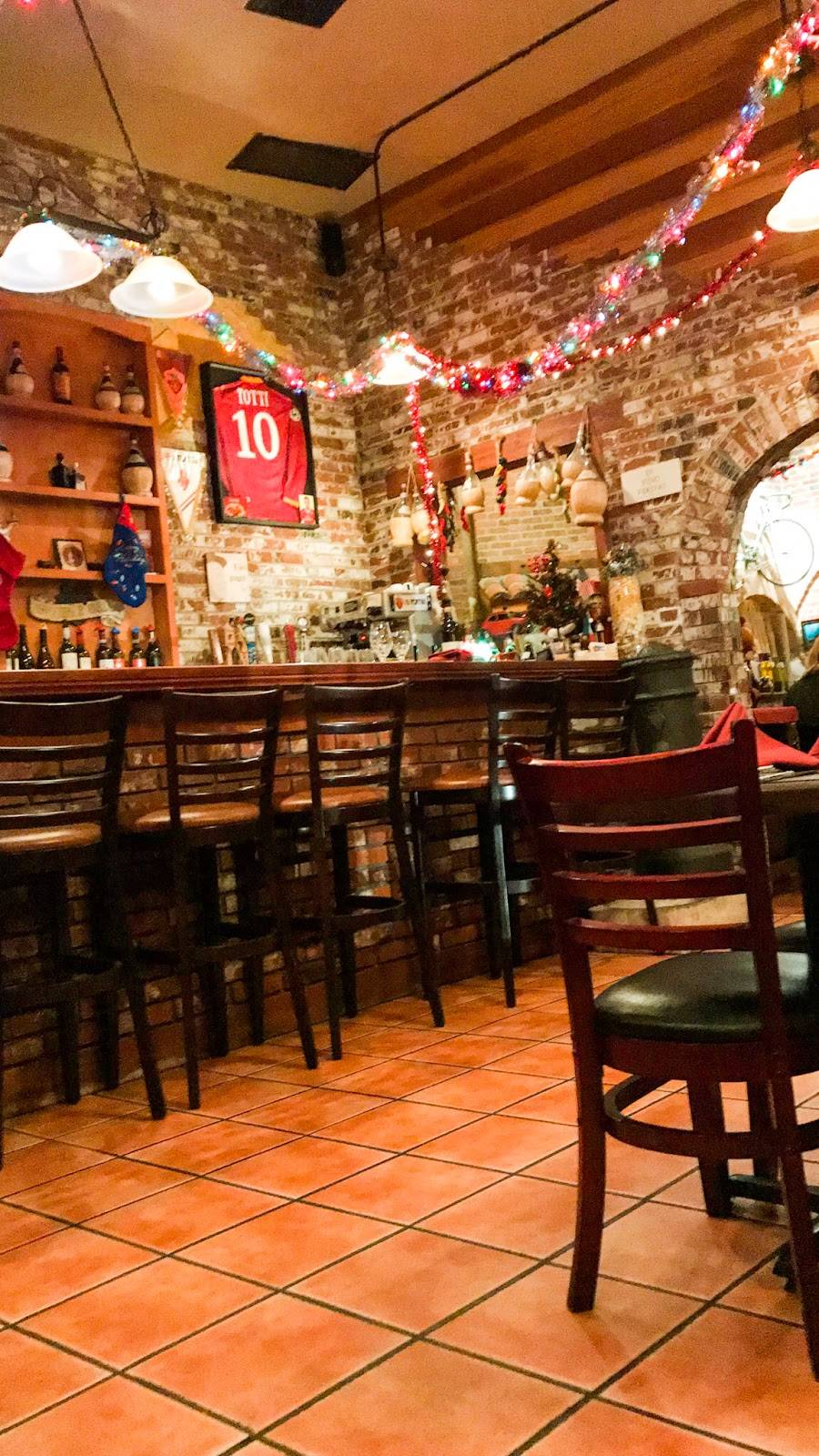 La Parolaccia Osteria - Long Beach | restaurant | 2945 E Broadway, Long Beach, CA 90803, USA | 5624381235 OR +1 562-438-1235