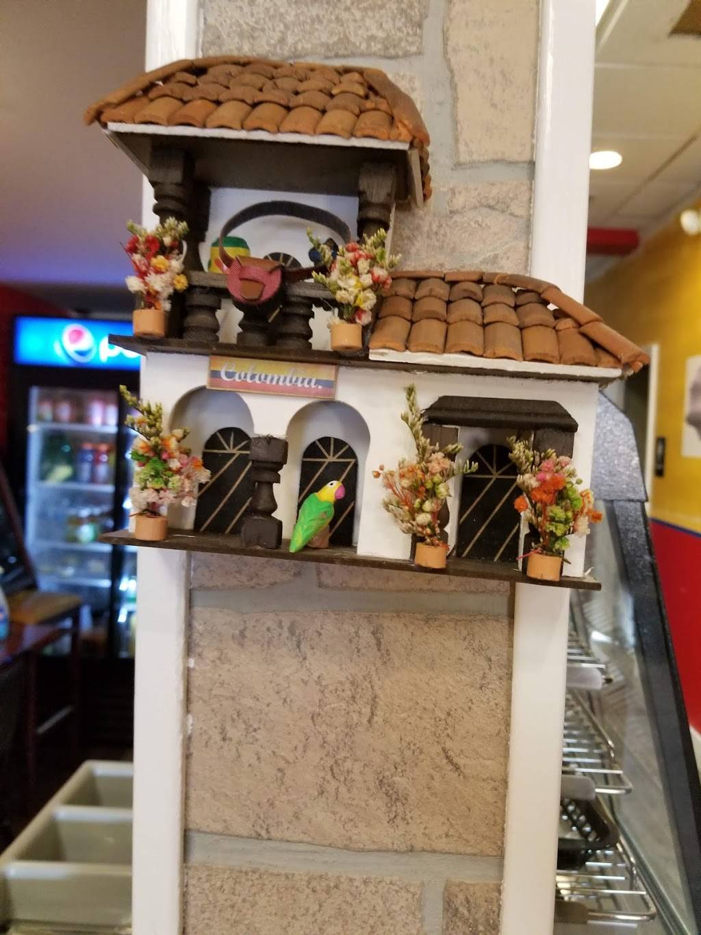 Antojos (Colombian Food) | restaurant | 628 Main St, Stroudsburg, PA 18360, USA | 5706646996 OR +1 570-664-6996