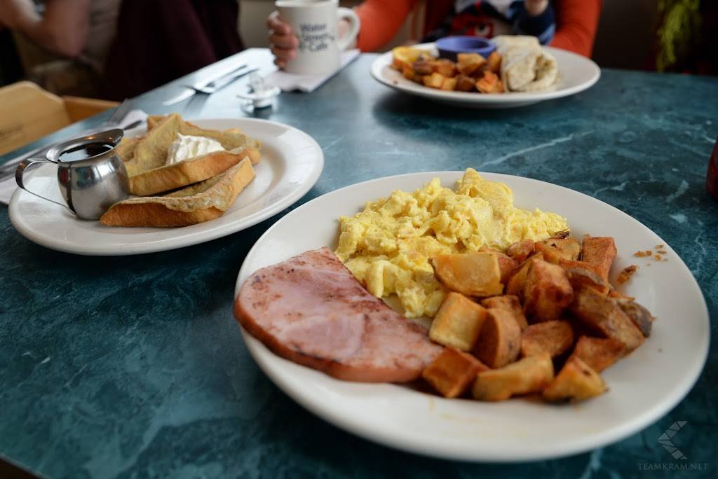 Water Street Cafe | cafe | 25 Water St, Plymouth, MA 02360, USA | 5087462050 OR +1 508-746-2050