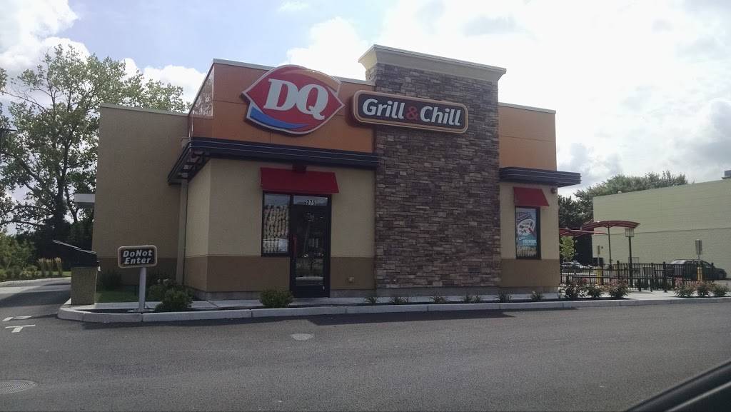 Dairy Queen Grill & Chill | restaurant | 275 Atwood Ave, Cranston, RI 02920, USA | 4012755055 OR +1 401-275-5055