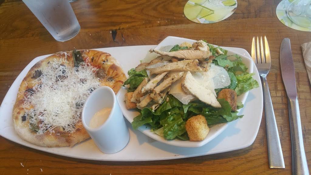 California Pizza Kitchen at Studio City | restaurant | 12265 Ventura Blvd, Studio City, CA 91604, USA | 8185056437 OR +1 818-505-6437